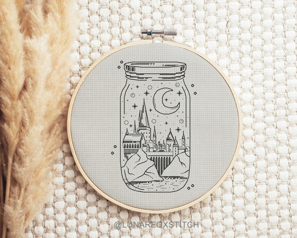 Harry Potter Hogwarts Castle Cross Stitch Pattern - Hogwarts Castle Cross Stitch Pattern