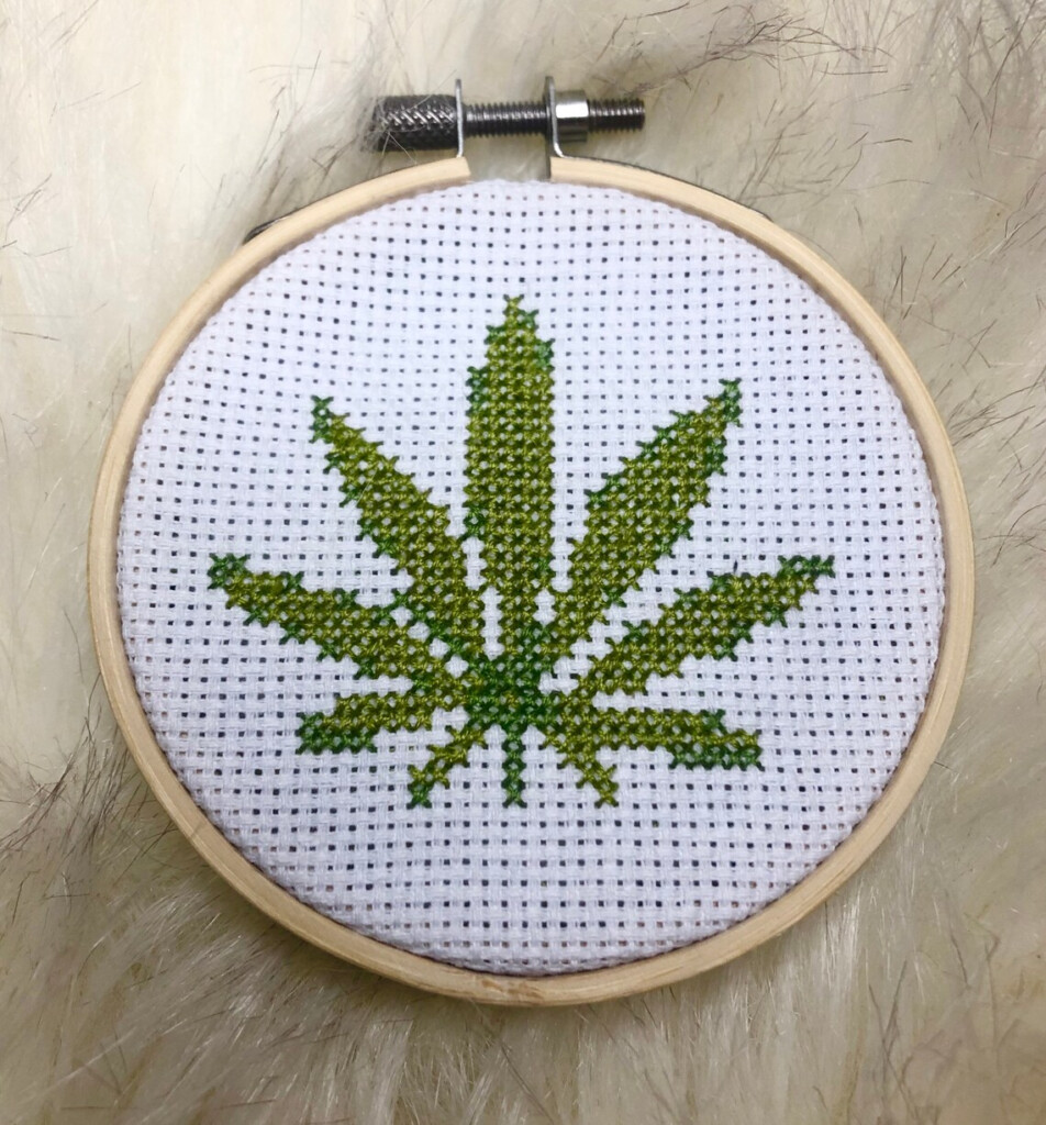 Mini Pot Leaf Cross Stitch Pattern Pdf Digital Download Etsy - Pot Leaf Cross Stitch Pattern