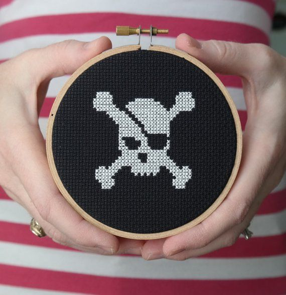 Skull And Crossbones Modern Cross Stitch PATTERN Pirate Flag Etsy  - Cross Stitch Skull And Crossbones Pattern