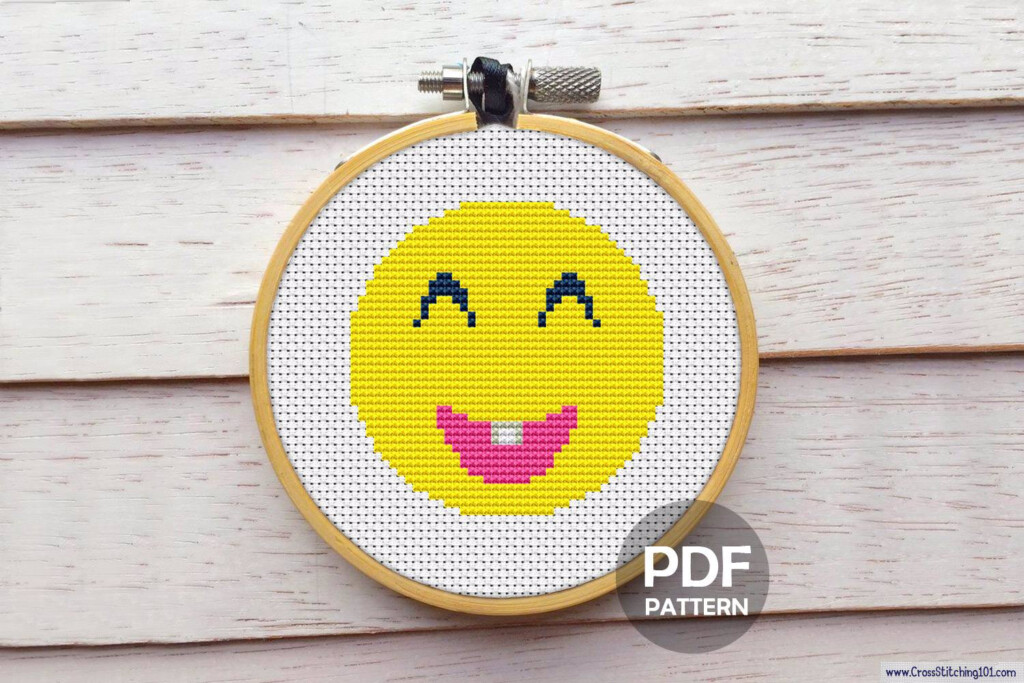 Emoji Smile Cross Stitch Chart Cross Stitch Patterns - Free Emoji Cross Stitch Patterns