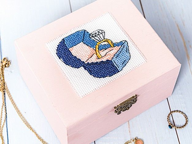 Free Glam Diamond Ring Chart Free Chart Cross Stitching Free Cross  - Diamond Ring Cross Stitch Pattern