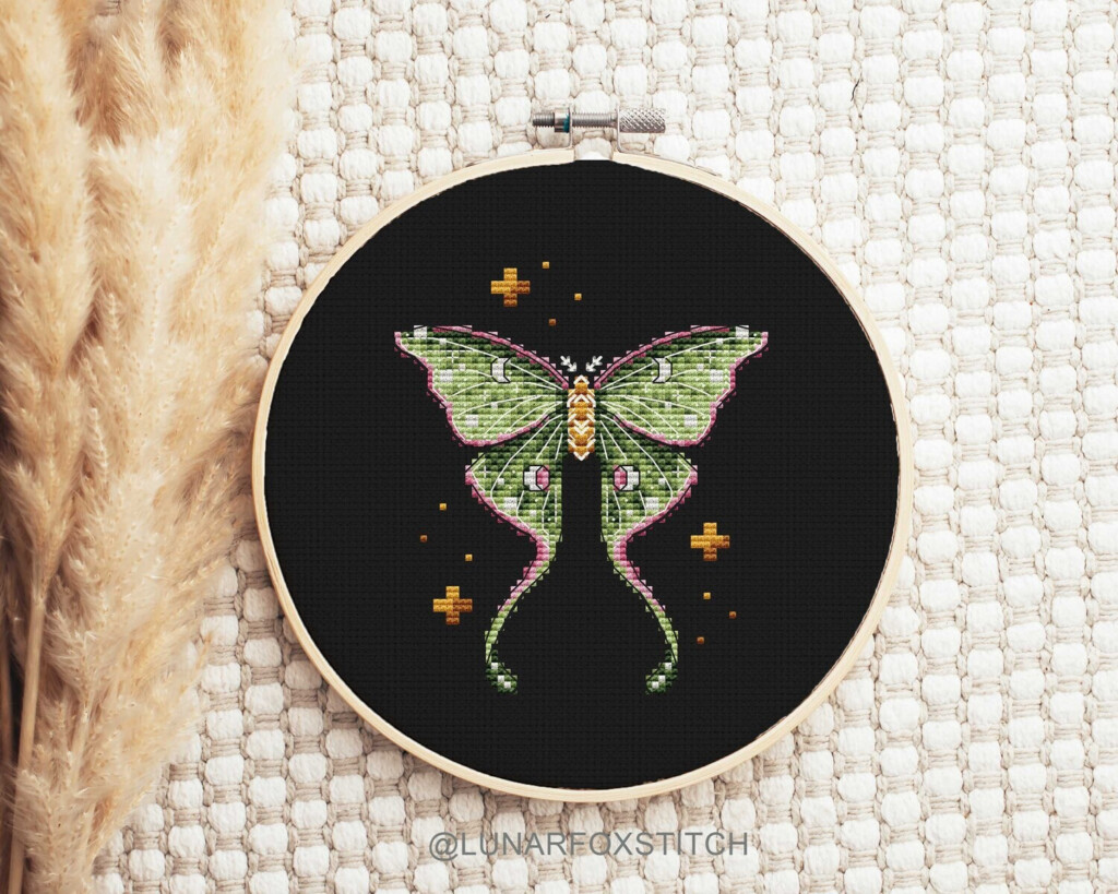 Moth Cross Stitch Pattern - Moth Cross Stitch Pattern Free