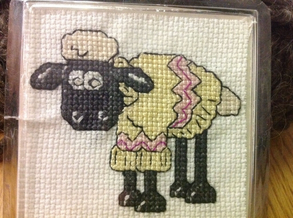Shaun The Sheep Coaster In Cross Stitch - Shaun The Sheep Cross Stitch Pattern